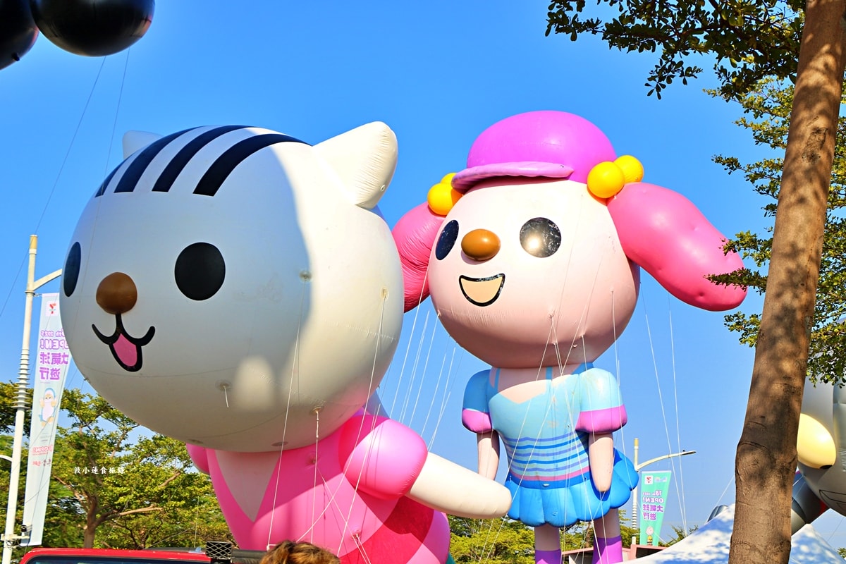 2025 OPEN!夢時代大氣球遊行‧OPEN大氣球遊行來了！高雄夢時代熱鬧登場，超過20組卡通偶像 OPEN! RUN氣球路跑!!