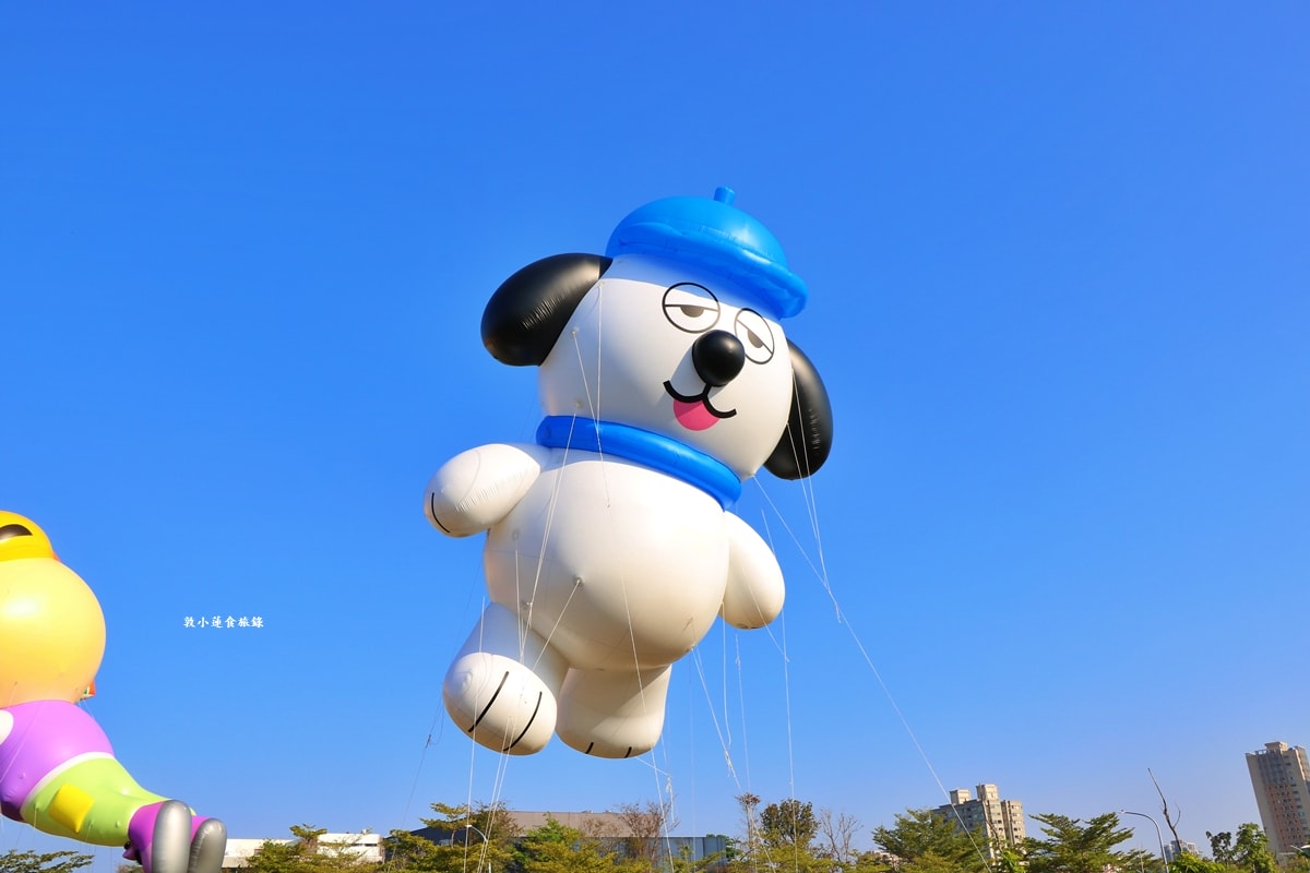 2025 OPEN!夢時代大氣球遊行‧OPEN大氣球遊行來了！高雄夢時代熱鬧登場，超過20組卡通偶像 OPEN! RUN氣球路跑!!