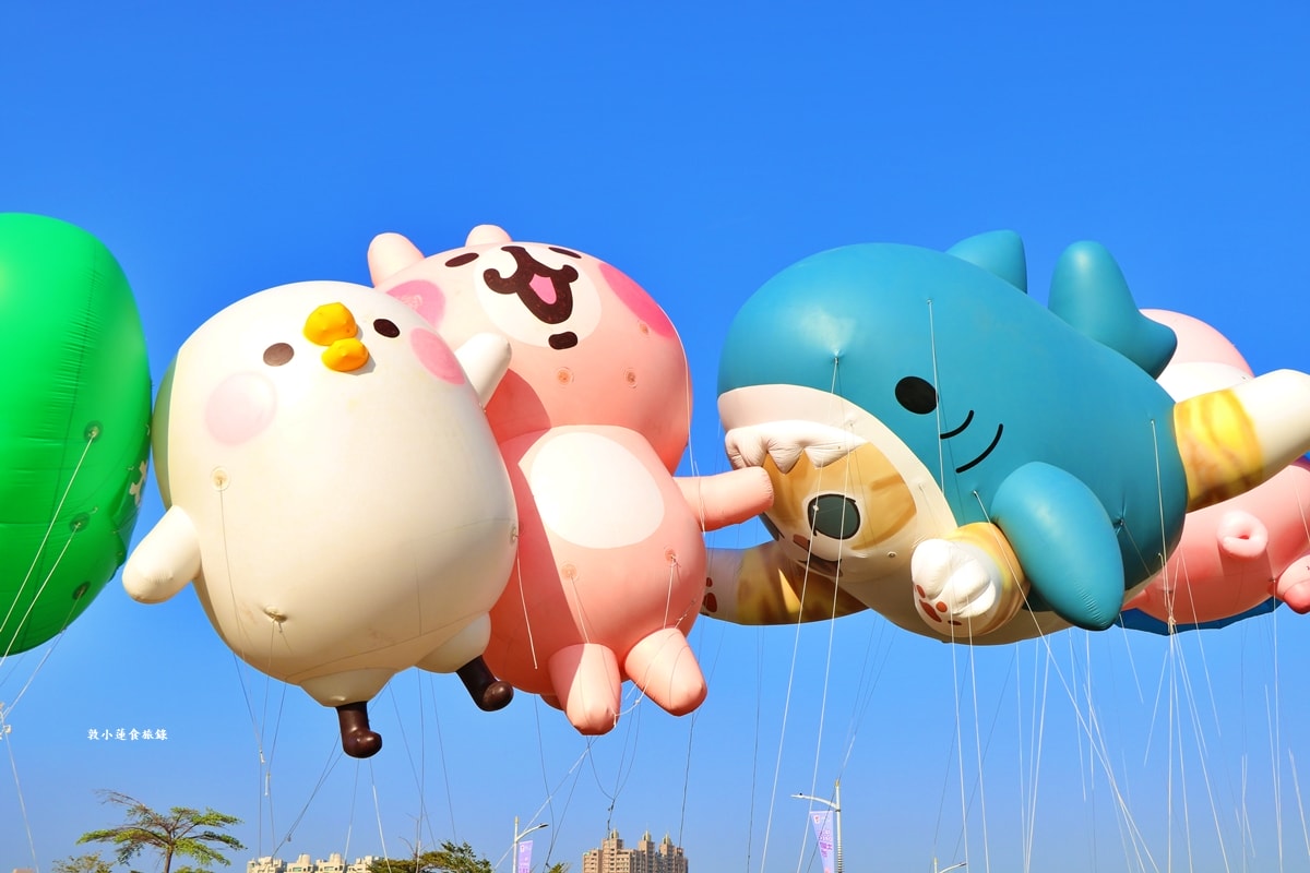 2025 OPEN!夢時代大氣球遊行‧OPEN大氣球遊行來了！高雄夢時代熱鬧登場，超過20組卡通偶像 OPEN! RUN氣球路跑!!