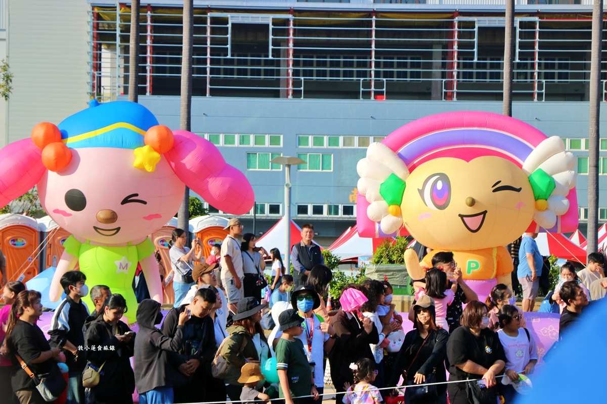 2025 OPEN!夢時代大氣球遊行‧OPEN大氣球遊行來了！高雄夢時代熱鬧登場，超過20組卡通偶像 OPEN! RUN氣球路跑!!