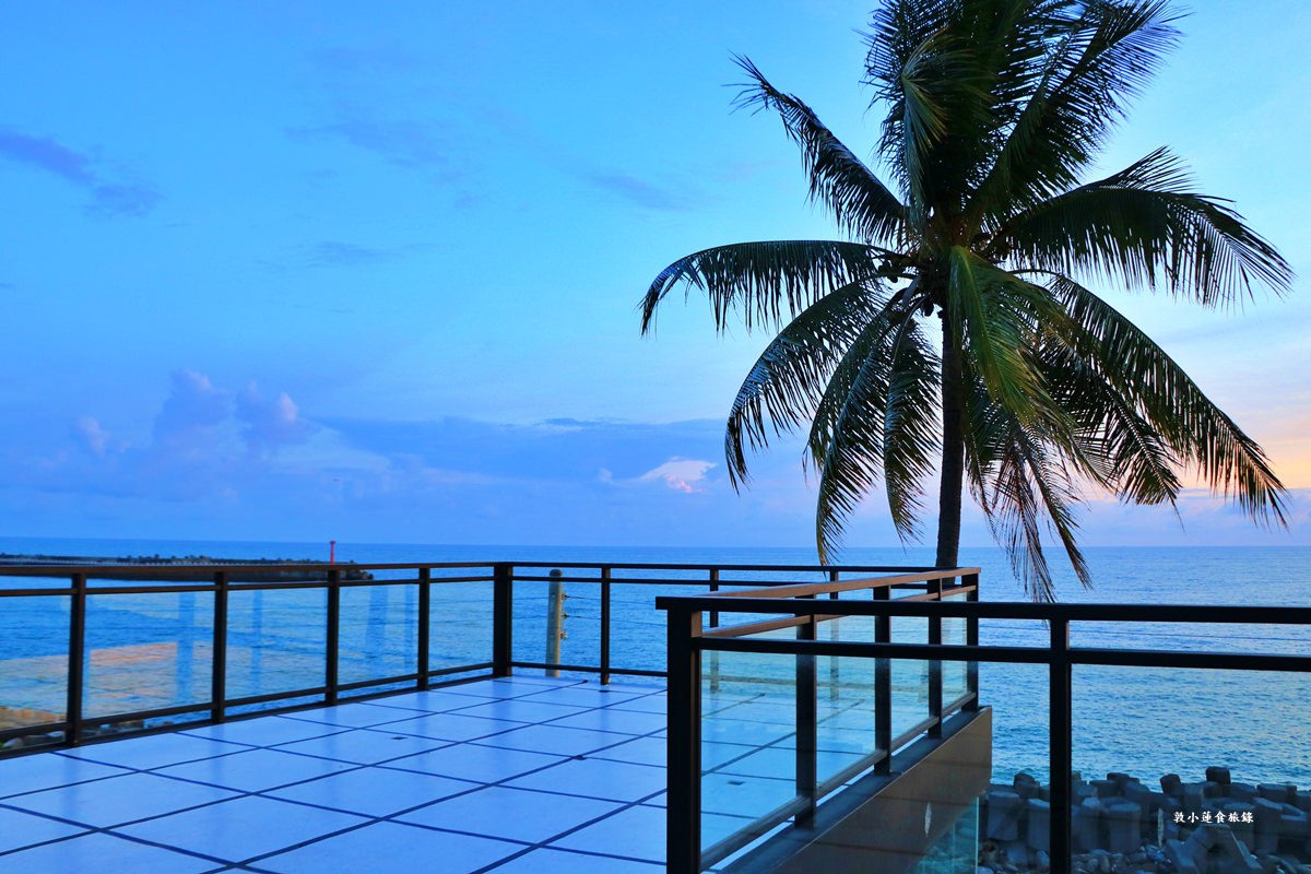 枋寮椰們海景餐廳Pi coconut‧碧海藍天美式景觀餐廳，猶如國外海景聖地