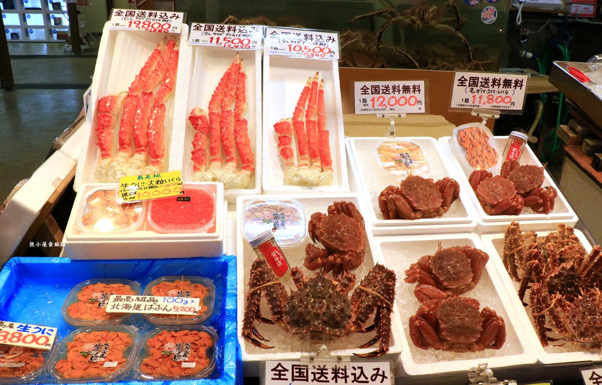 【北海道函館】函館朝市‧海鮮控看這裡,帝王蟹當早餐,滿當當海鮮料理等你逛 - 第20張圖