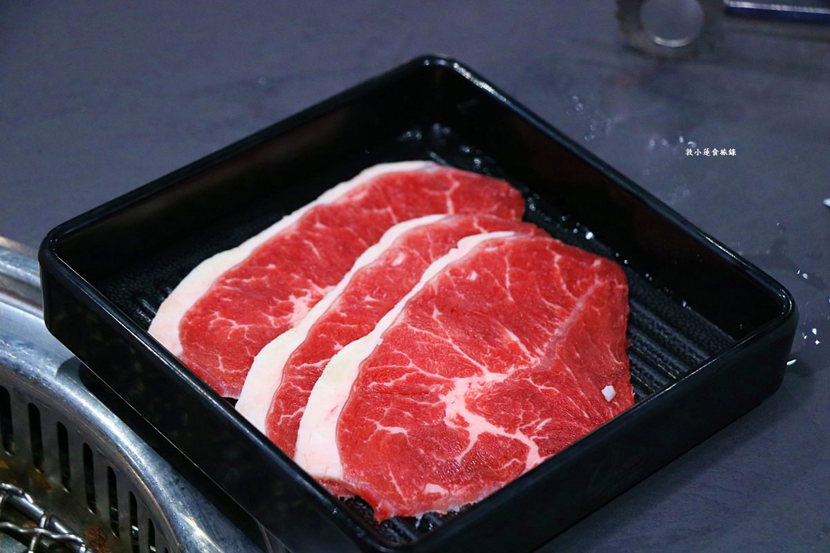 小琉球雀爾思燒肉Cheers Beer & Barbecue‧小琉球室內最大無煙燒肉店,海鮮、鮮蝦、牛肉、生蚵無限量供應吃到飽 - 第34張圖