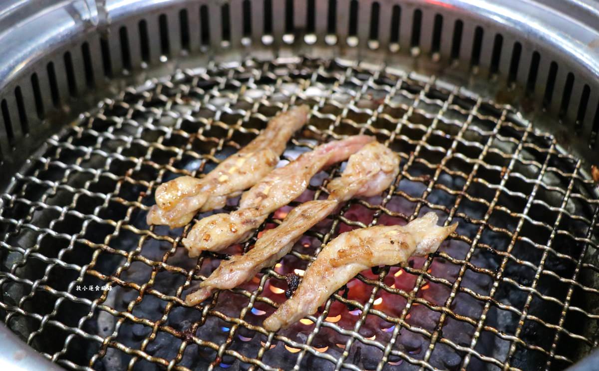 小琉球雀爾思燒肉Cheers Beer & Barbecue‧小琉球室內最大無煙燒肉店,海鮮、鮮蝦、牛肉、生蚵無限量供應吃到飽 - 第40張圖