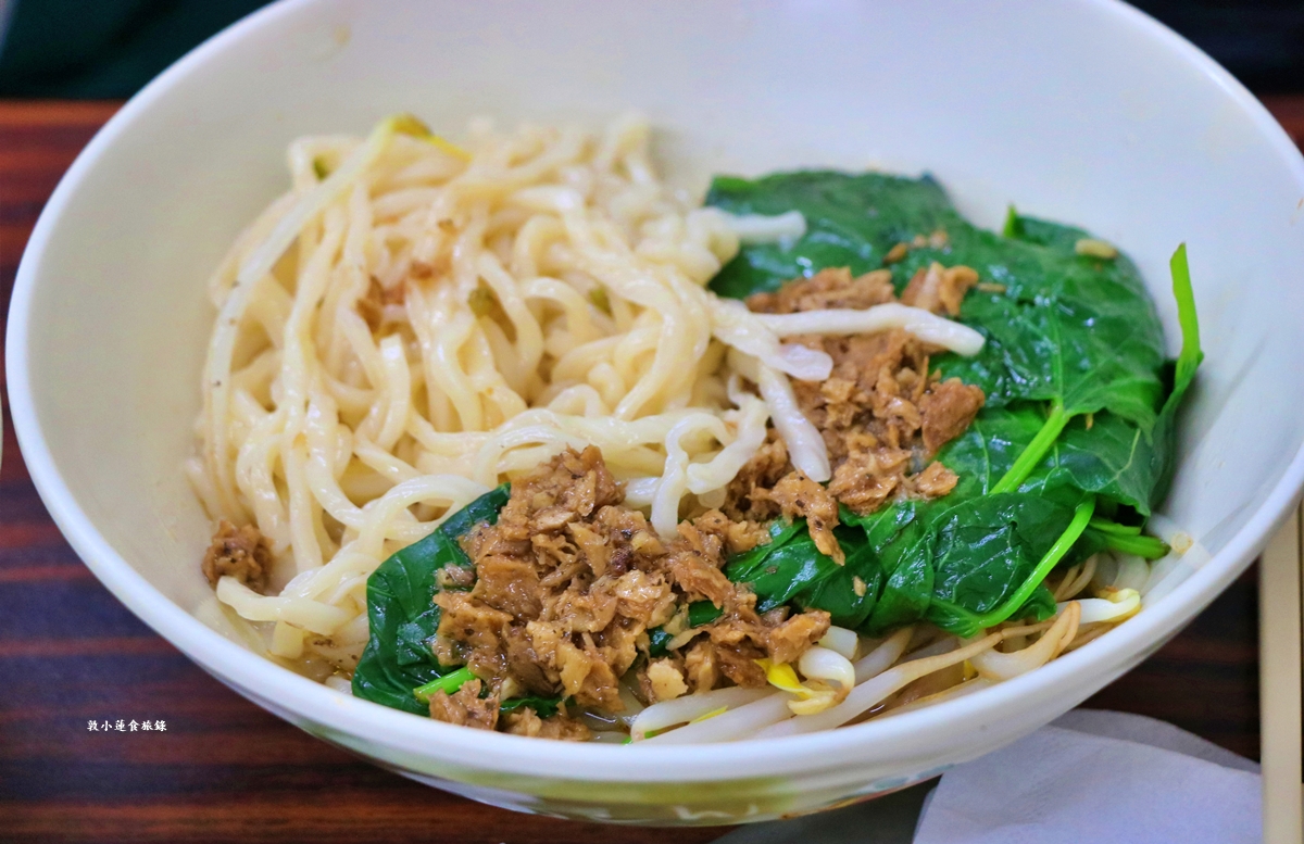 歡喜素食‧超低調的素食店，文藻學院學生們的最愛，素鍋燒份量極高超滿足