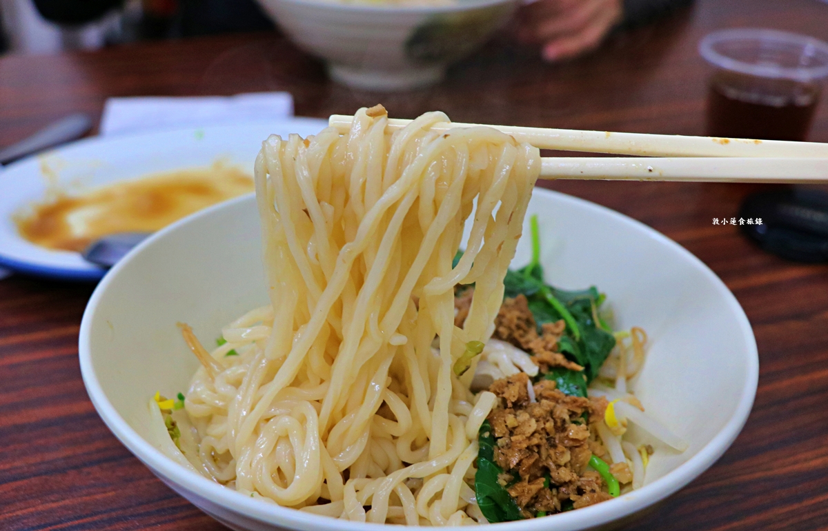 歡喜素食‧超低調的素食店，文藻學院學生們的最愛，素鍋燒份量極高超滿足