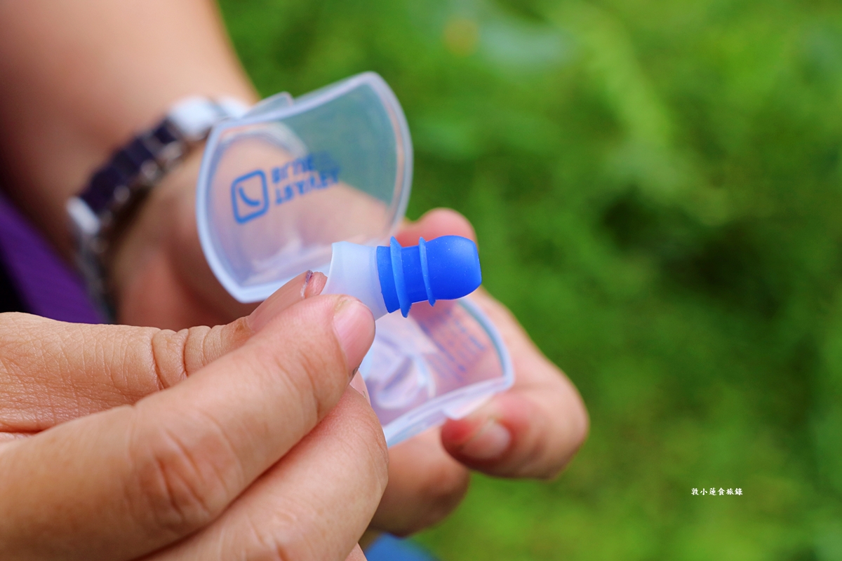 【旅行好物】Travel Blue 英國藍旅‧旅途有型經典款禮盒,親膚烤漆斜背包新品上市,寧靜頸枕人體工學設計,柔軟舒適旅行長途必備!! - 第19張圖