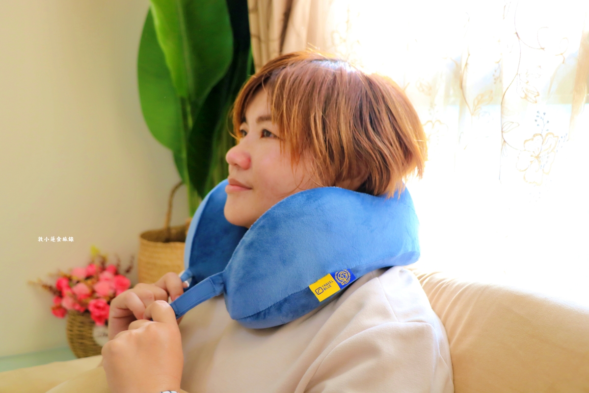 【旅行好物】Travel Blue 英國藍旅‧旅途有型經典款禮盒,親膚烤漆斜背包新品上市,寧靜頸枕人體工學設計,柔軟舒適旅行長途必備!! - 第13張圖