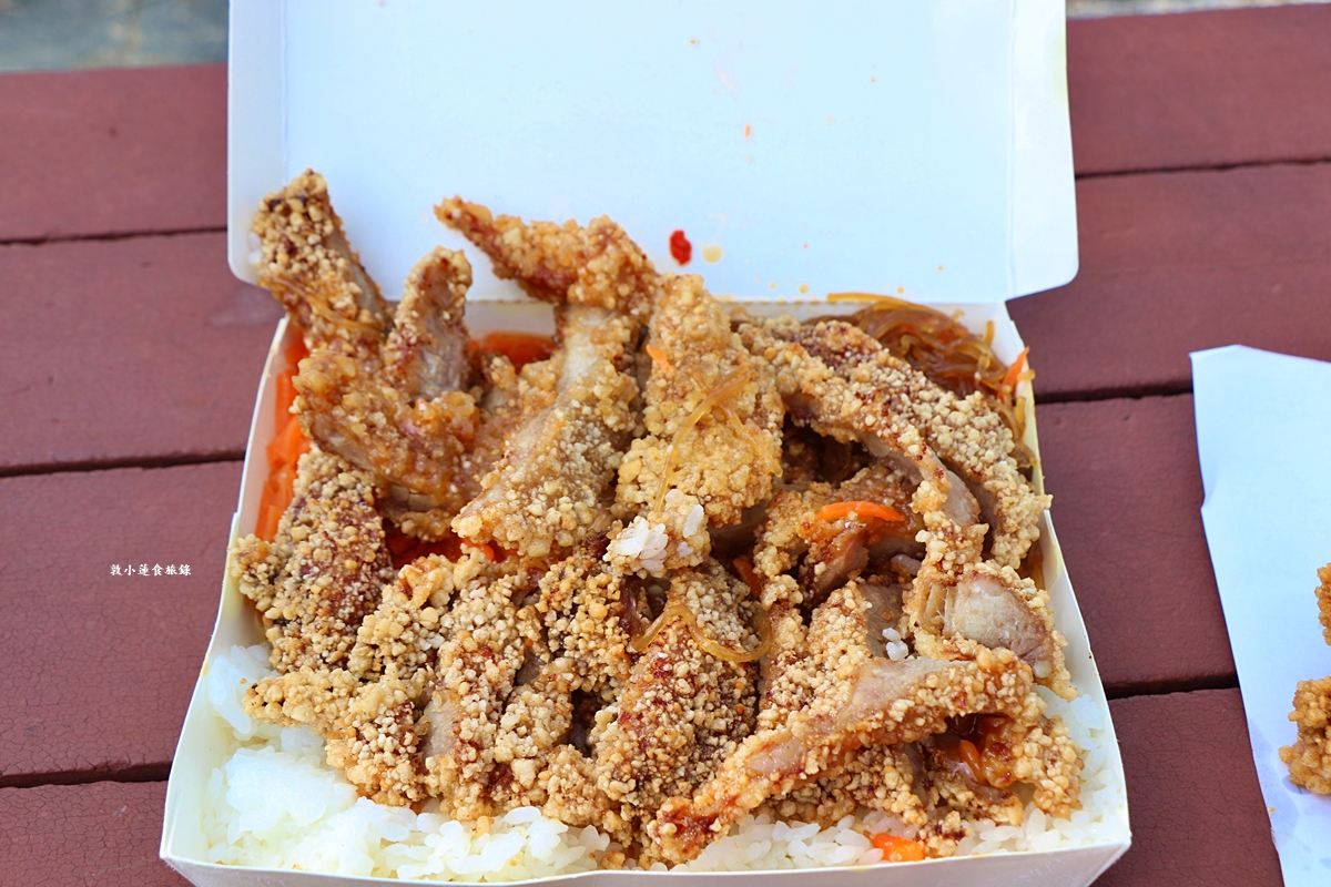 翰鼎豆乳豬‧文藻校區最夯的排隊便當,百元份量多到嚇嚇叫的豆乳豬飯!! - 第14張圖