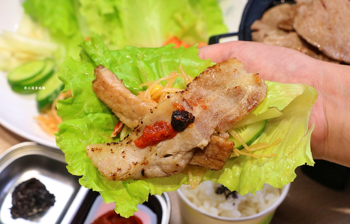 玫瑰私藏＆一日三餐‧巷弄中超低調的家庭韓式料理，不用300元就能吃到200g的龍蝦豆腐個人鍋，份量極多平價聚餐首選!!