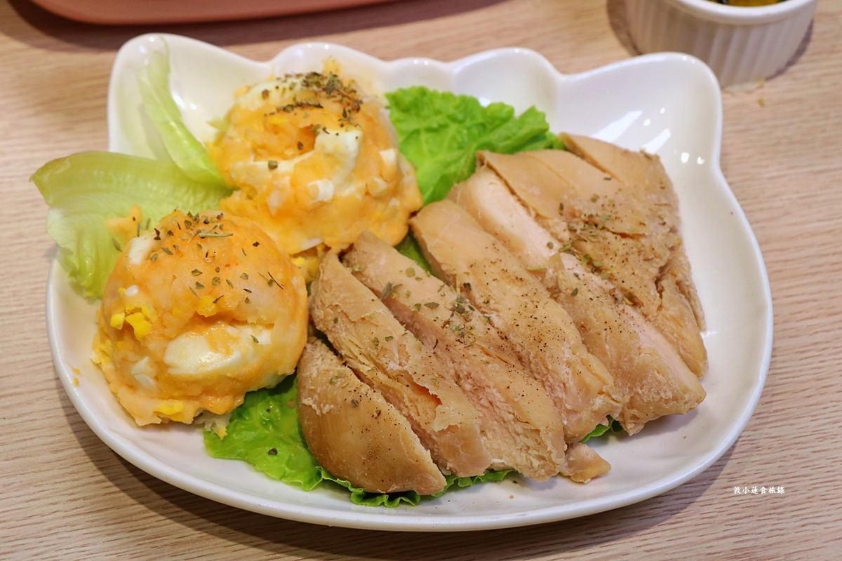 玫瑰私藏＆一日三餐‧巷弄中超低調的家庭韓式料理，不用300元就能吃到200g的龍蝦豆腐個人鍋，份量極多平價聚餐首選!!