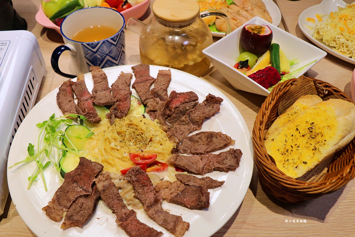 玫瑰私藏＆一日三餐‧巷弄中超低調的家庭韓式料理，不用300元就能吃到200g的龍蝦豆腐個人鍋，份量極多平價聚餐首選!!