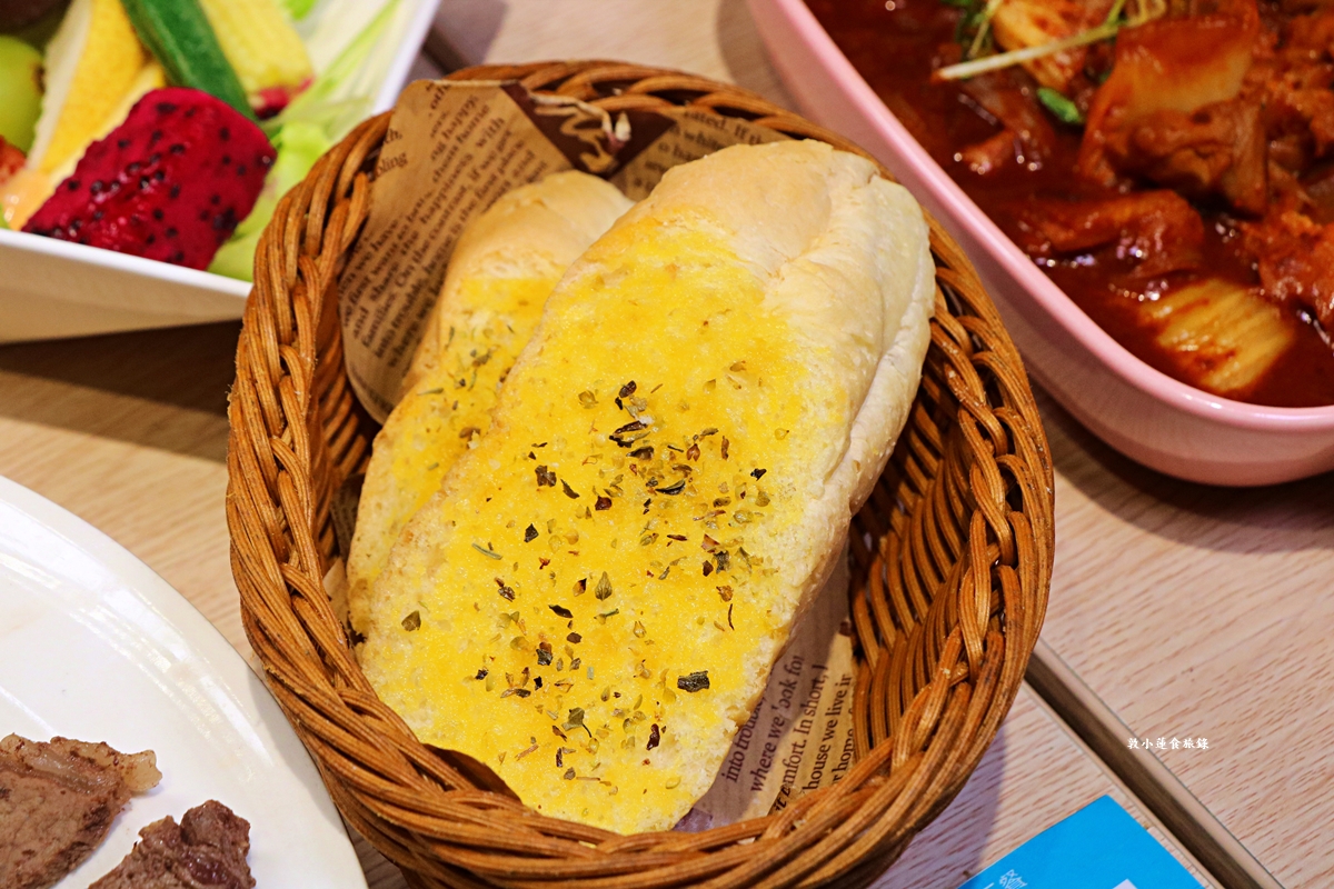 玫瑰私藏＆一日三餐‧巷弄中超低調的家庭韓式料理，不用300元就能吃到200g的龍蝦豆腐個人鍋，份量極多平價聚餐首選!!