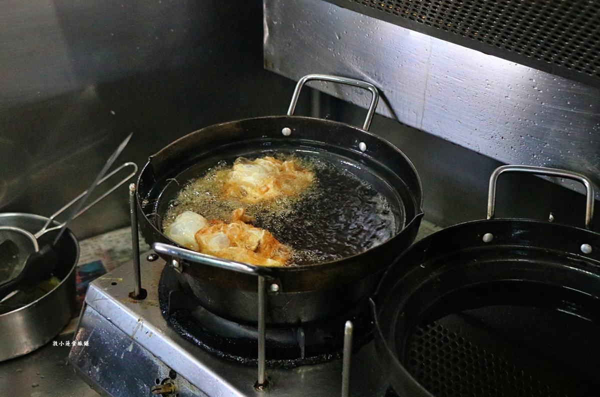 竹力亭 台南復國總店‧雞排炸蛋沙拉蔥油餅，超夯超狂排隊下午茶，在地人最推的午茶點心!!!