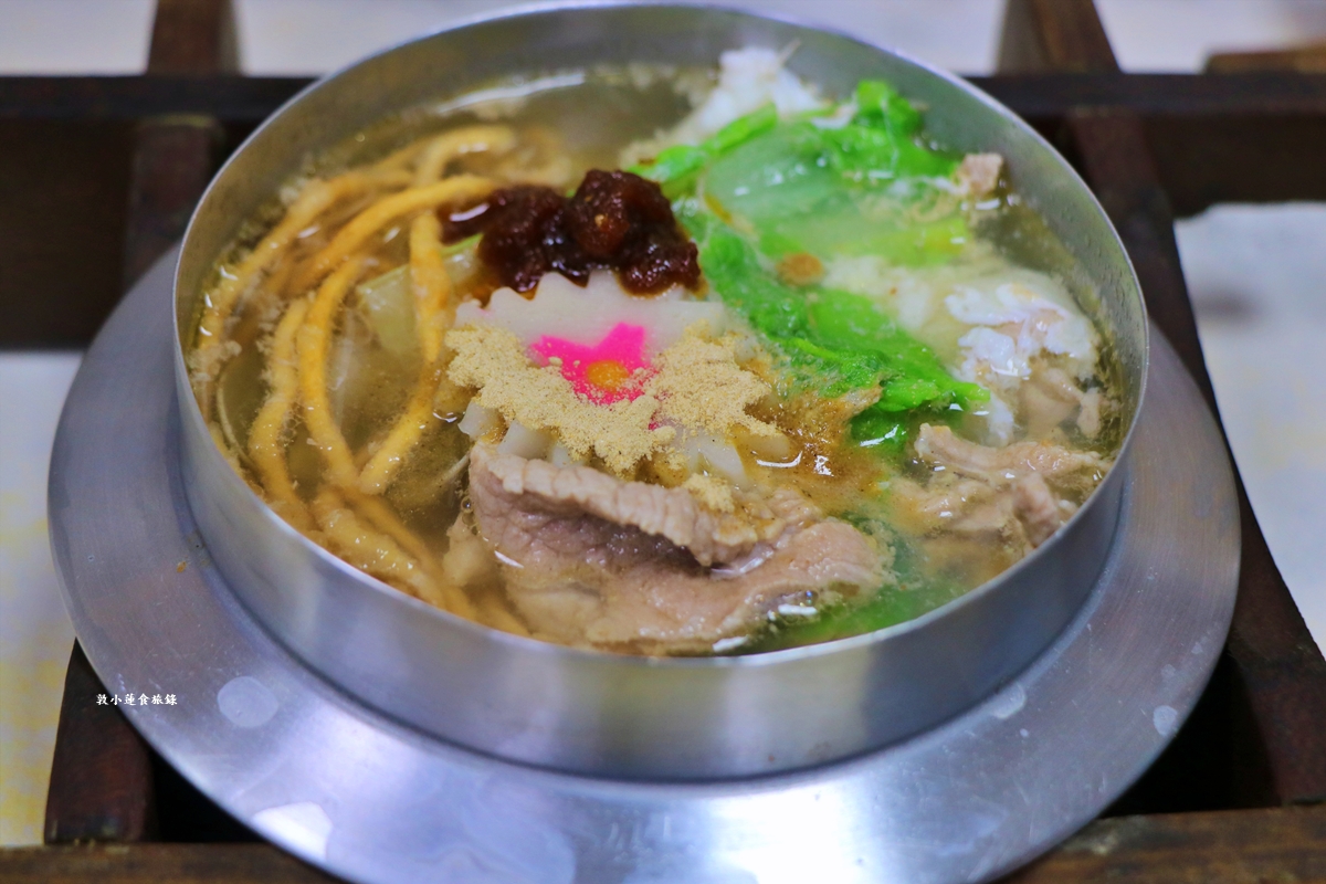 阿麗鍋燒麵‧古早味人氣井鍋燒,爆棚排隊人潮只要60元俗俗價格,黑輪、米血每桌必配 - 第9張圖