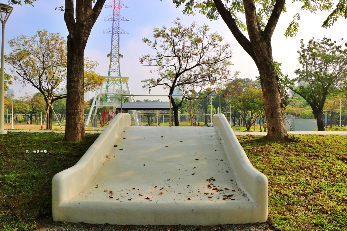 盤花公園‧榮獲2025年城市工程品質金質獎，愛河之心與中都濕地之間，全臺獨一無二盤花公園!!!