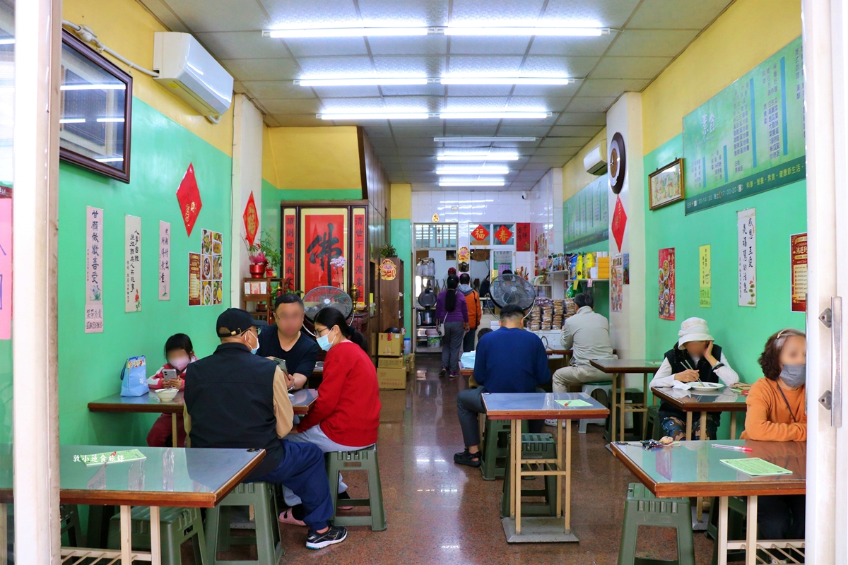 素然起勁記膳堂‧仁武最受歡迎的素食店，CP值超高現點現做，推薦炒麵!!