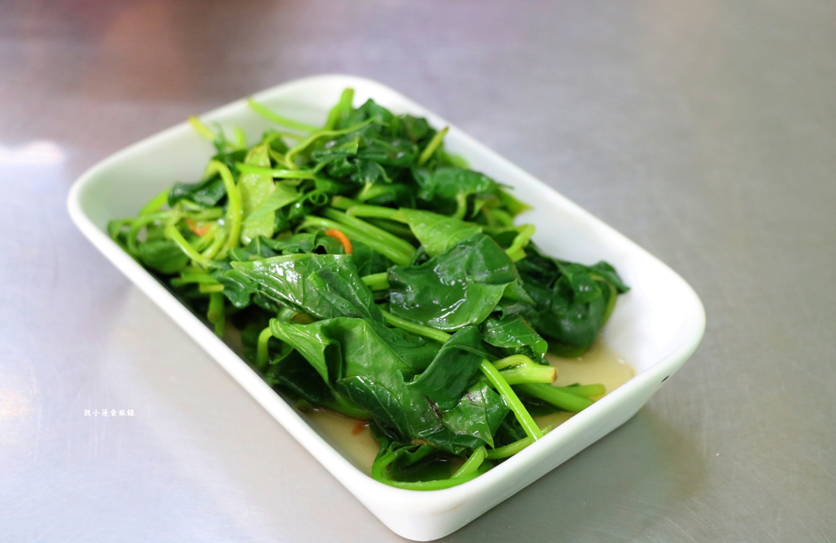 素然起勁記膳堂‧仁武最受歡迎的素食店，CP值超高現點現做，推薦炒麵!!