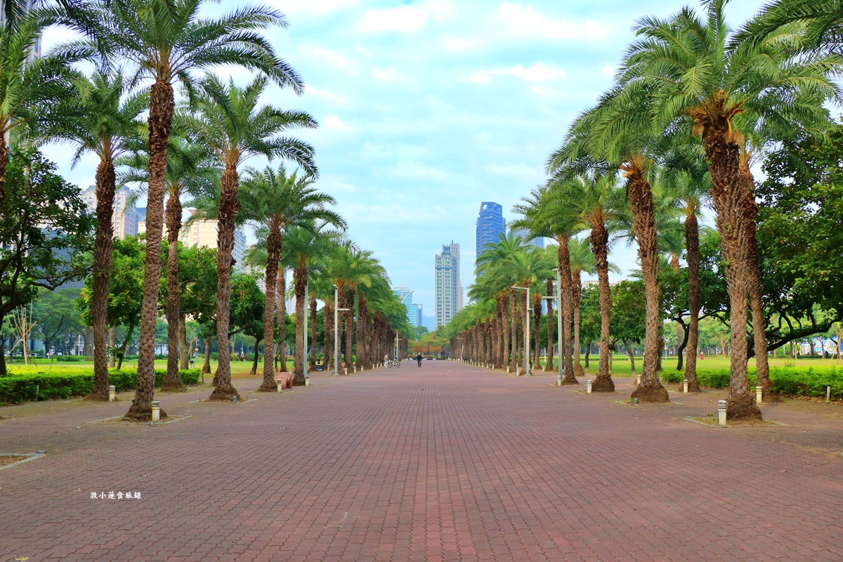 凹子底森林公園‧冬季限定美景落羽松，綠、黃、橘紅色交織，數十種鳥類聚集，捷運凹子底站即到!!